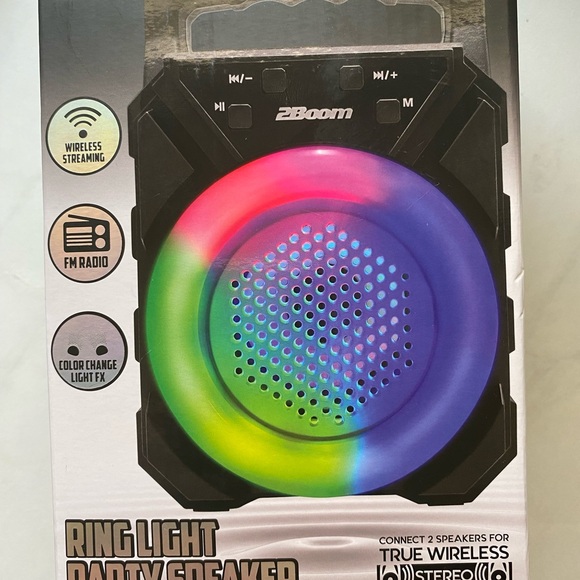 Ring Light LED Bluetooth Wireless Speaker With Box - Picture 2 of 8